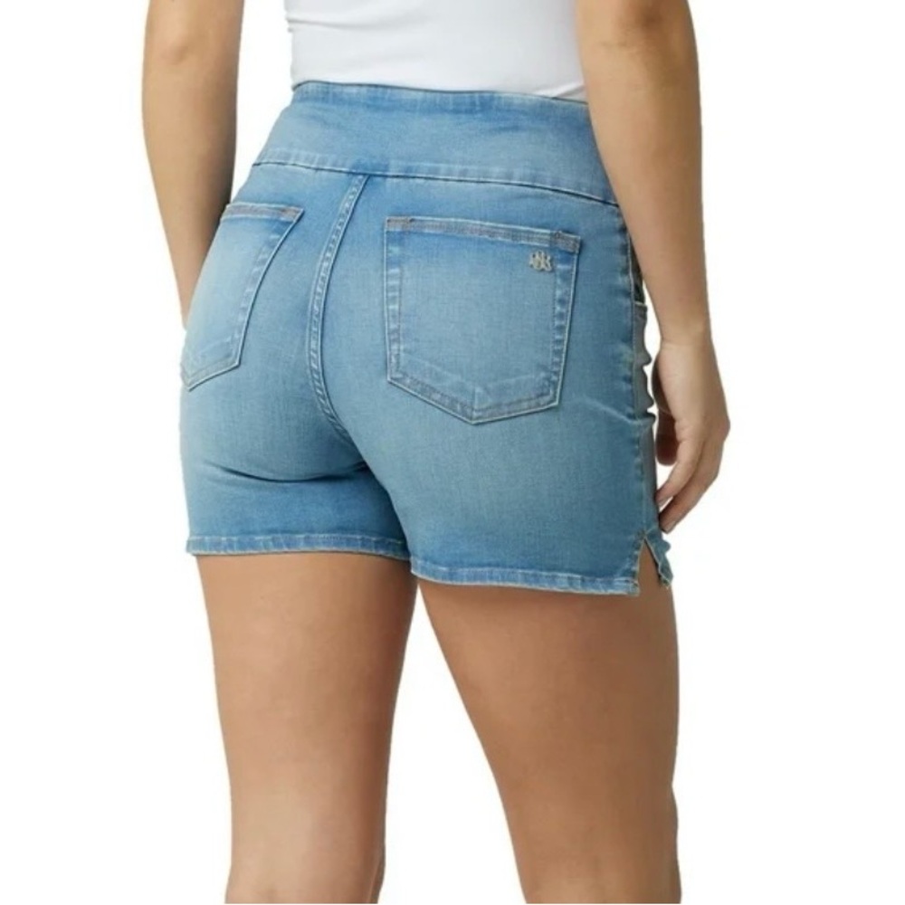 Rock & Republic Light Blue Denim High-Waist Jean Shorts - Picture 2 of 7